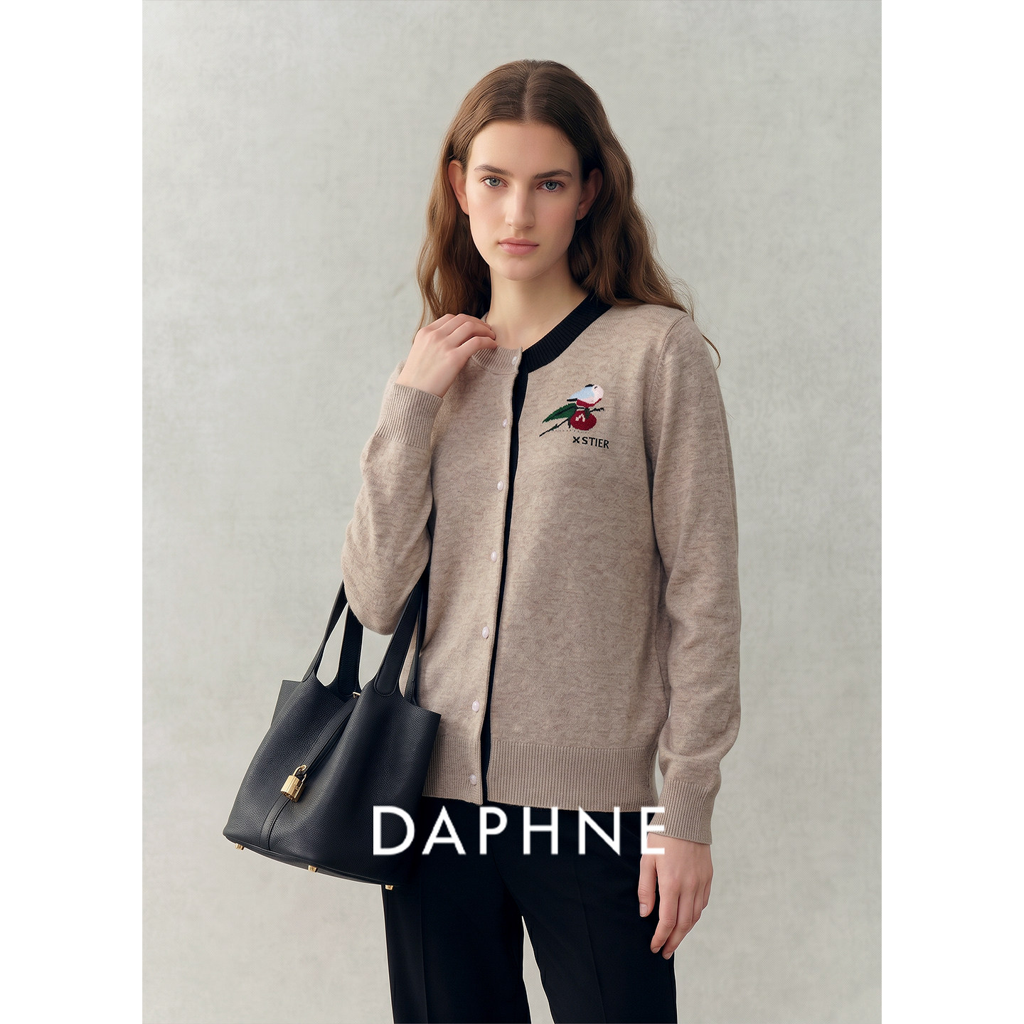Daphne达芙妮羊毛复古风撞色边圆领针织开衫女早秋季小鸟刺绣毛衣