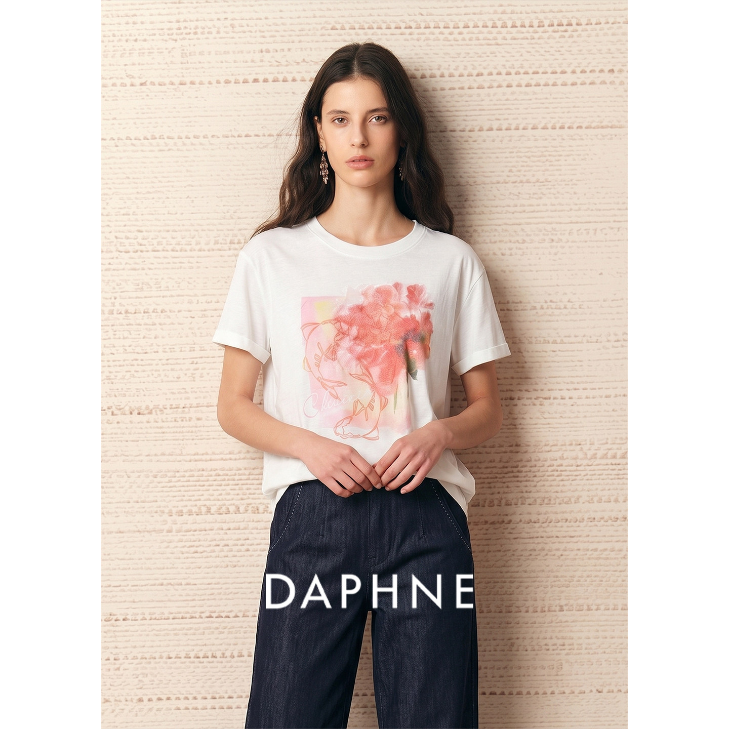 Daphne达芙妮新疆棉温柔风白色花卉印花短袖T恤女夏宽松显瘦上衣