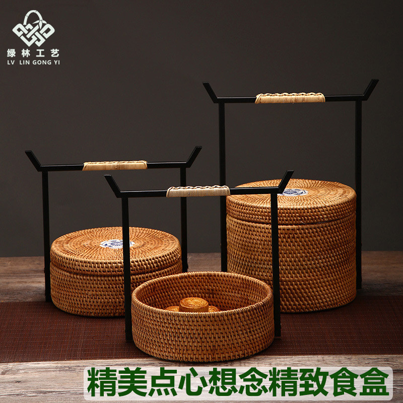 藤编复古点心食盒大小号手提圆形水果篮带盖茶具收纳盒铁艺高档
