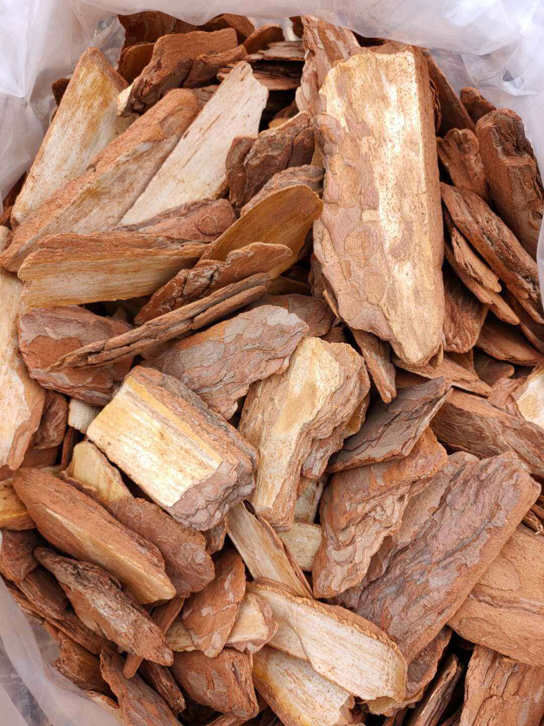 松麟有机覆盖物花园造景装饰户外庭院大块腐熟松树皮园艺铺垫土地