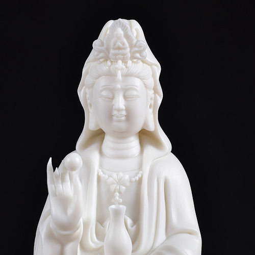陶瓷工艺观音佛像白瓷自在观世音菩萨家居客厅博古架中式禅意摆件