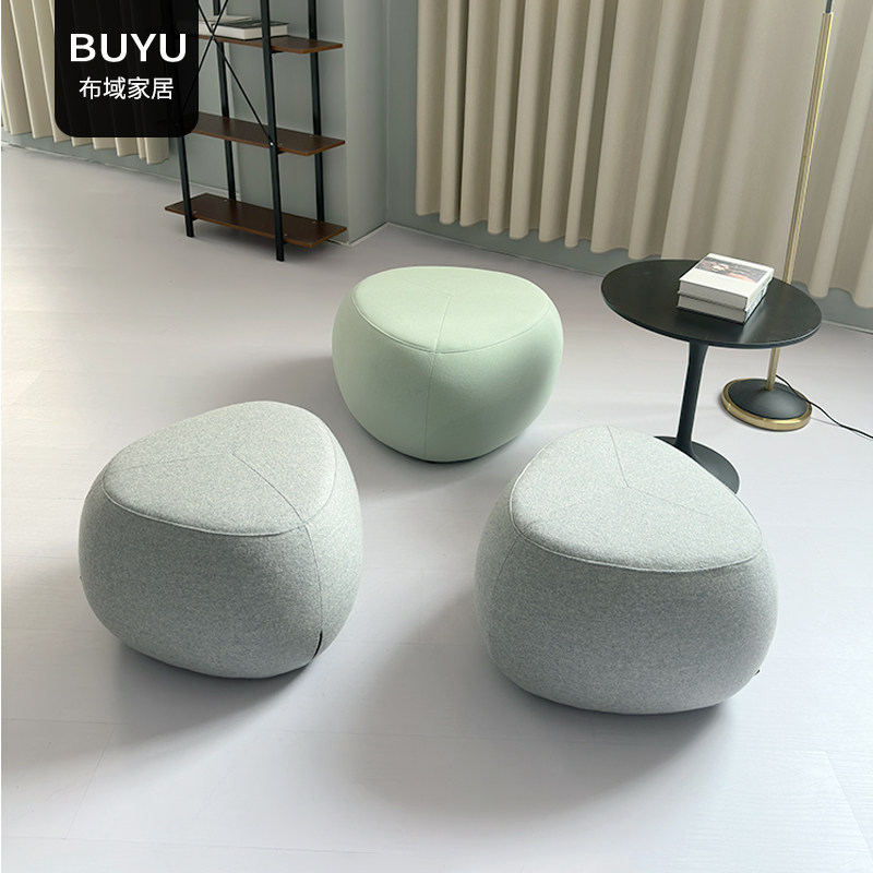 服装店鹅卵石布艺沙发凳北欧侘寂风休闲梳妆化妆换鞋凳矮凳小墩子
