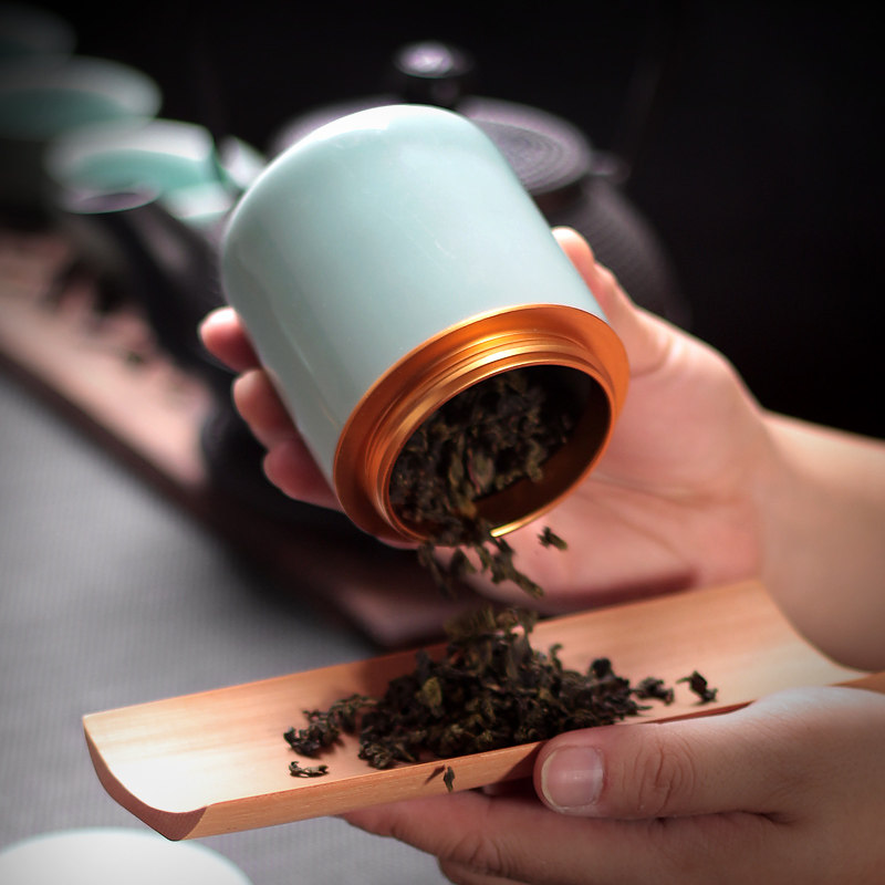青瓷茶叶罐陶瓷便携密封普洱存茶罐茶仓茶盒储存罐中式小号礼盒