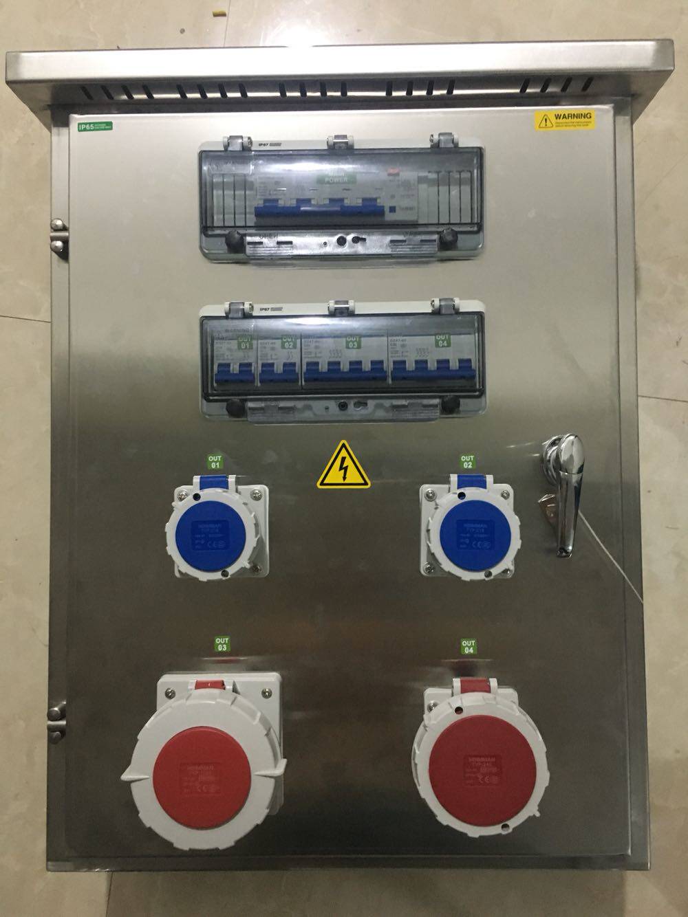 手提新款室外照明防水组合工业壁挂式开关配电箱电源检修插座箱