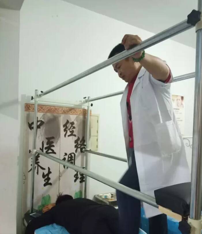 踩背床盲人按摩床推拿床健身按摩床加固加高带护栏带扶手床