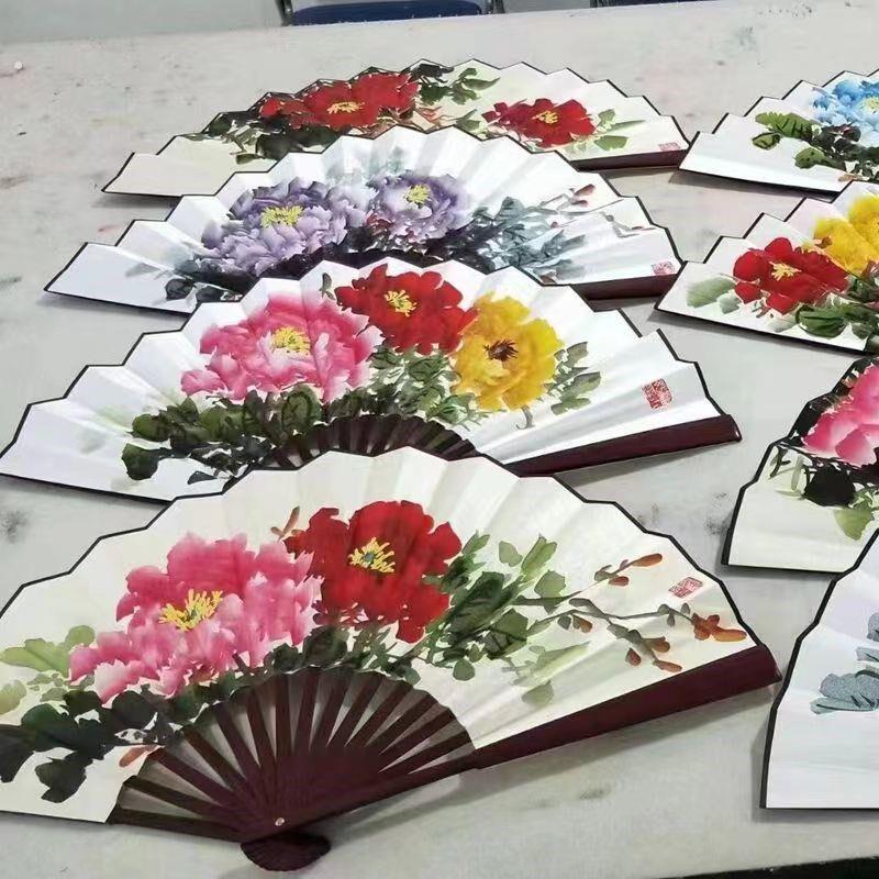 纯手绘牡丹扇10寸折扇绢布长度33厘米展开60厘米(随机发货)图片