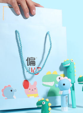 可爱卡通钢笔礼盒超萌恐龙墨囊小学生专用正姿钢笔礼品文具套装