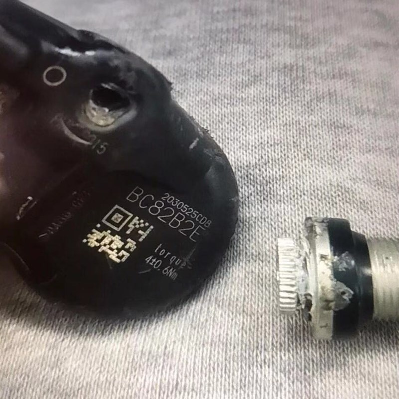 在线定制编程汽车通用胎压传感器.自动连接原车压力监测故障复位