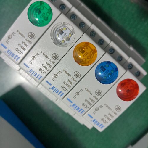新款DZ47型指示灯LED灯芯导轨型安装35mm直流信号灯电箱专用能源