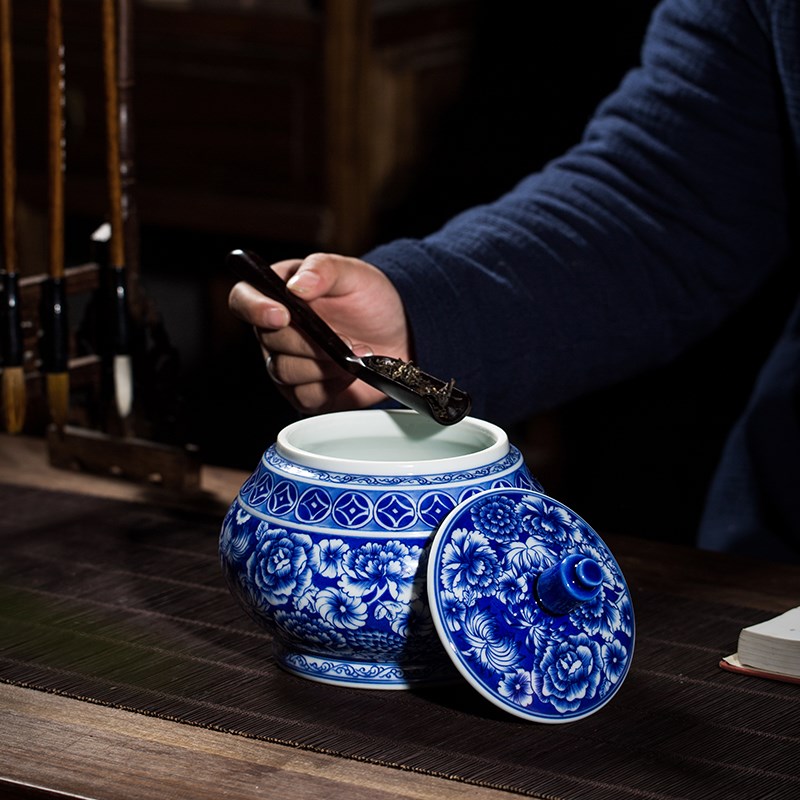景德镇陶瓷茶叶罐子手绘青花瓷茶罐家用茶叶储存罐精品高档存茶罐