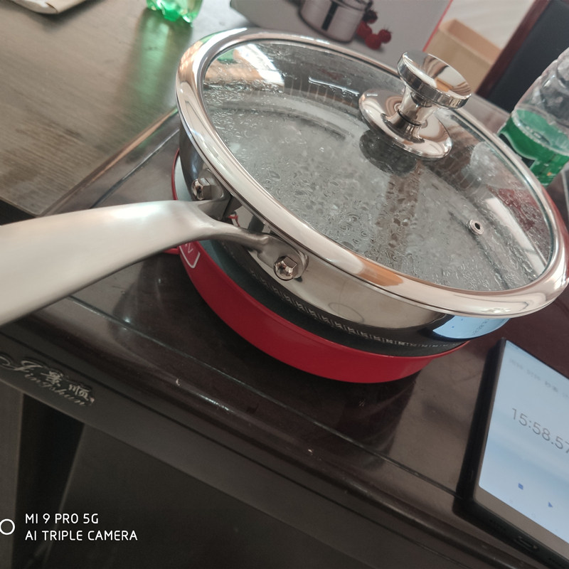 12V电热炉 车载电炒菜锅24v 汽车车用房车床车船用户外电炒锅400W