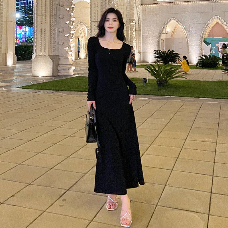 黑色莫代棉连衣裙针织裙女2024春秋季气质U领显瘦内搭打底长裙子