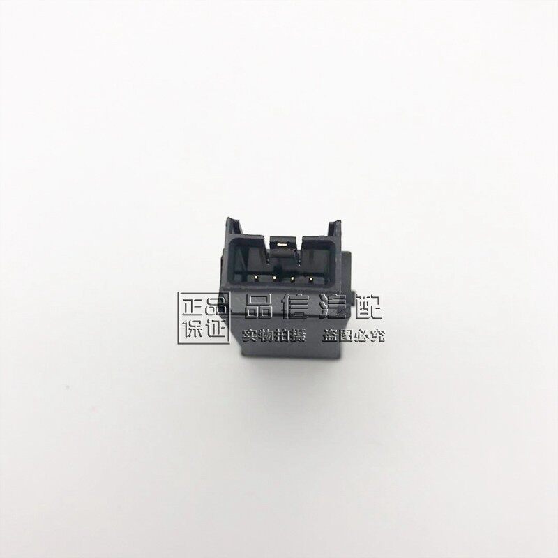 适用别克新君威英朗雪佛兰科鲁兹USB接口中央通道处内USB原厂接口