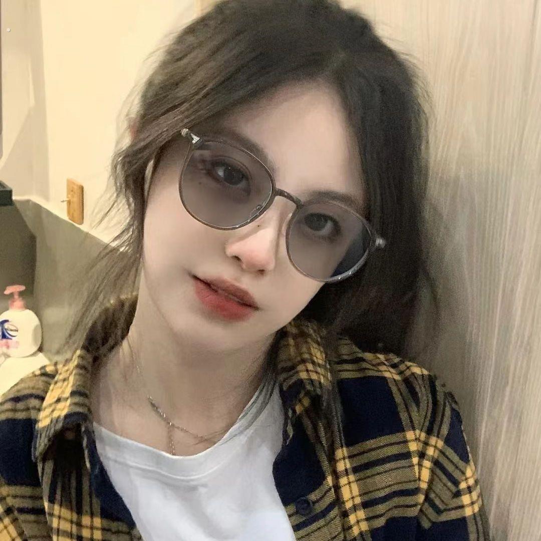 超轻变色近视眼镜女有度数茶色圆框显瘦素颜眼睛架平光镜男韩版潮