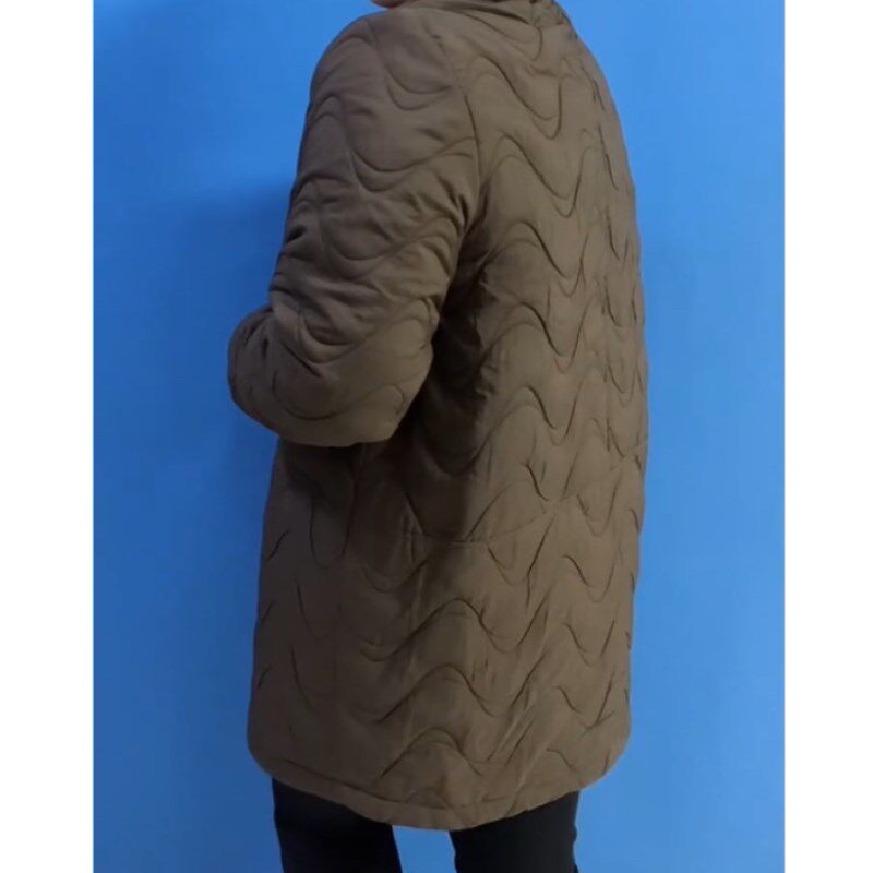 中老年妈妈冬季新款翻领风衣外套中长款休闲棉服宽松夹棉保暖棉衣