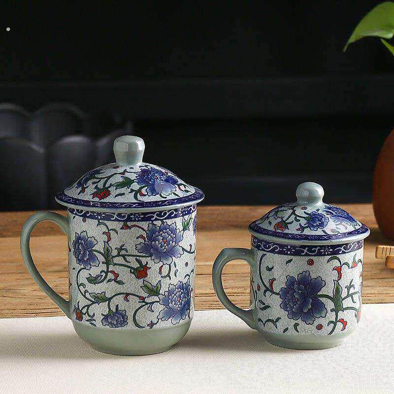 水杯茶杯陶瓷小号中号迷你马克杯盖子家用青瓷中式长辈把手老人