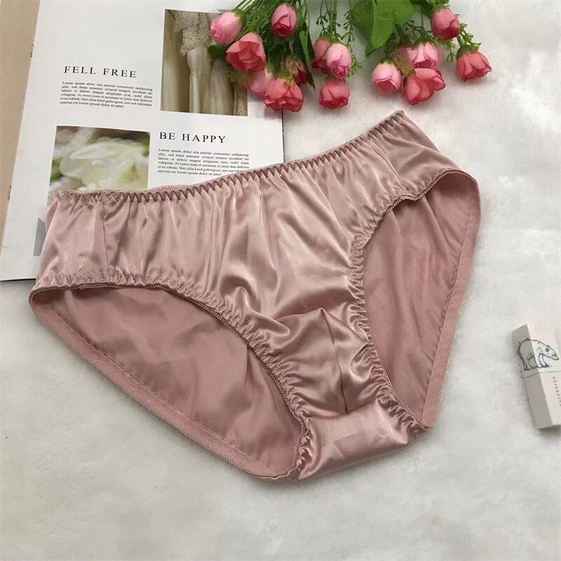 日单丝滑缎面男士女性化设计自然舒适性日常穿性感健康棉裆三角裤