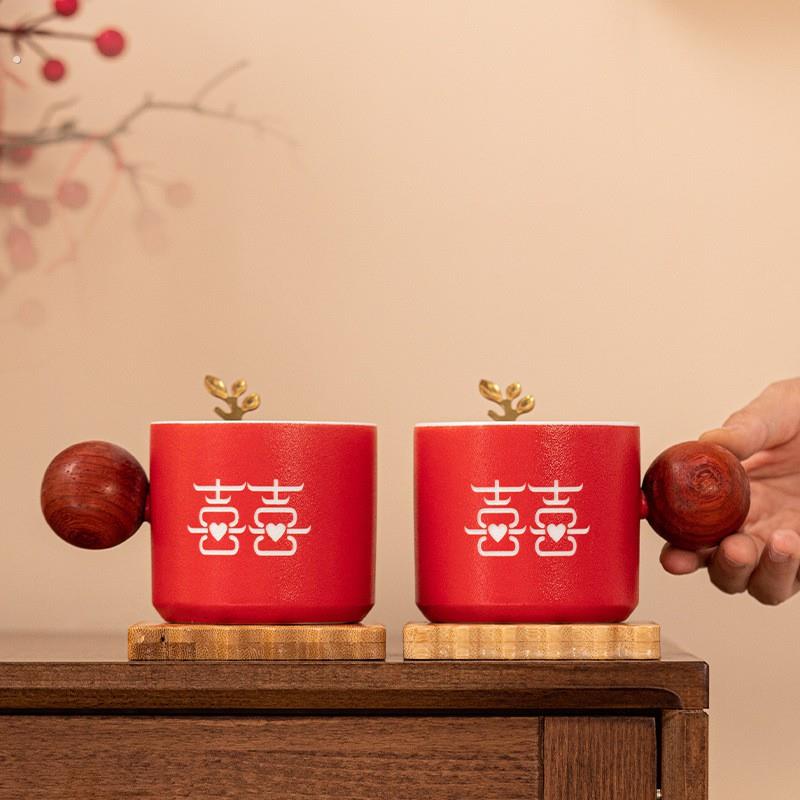 婚庆结婚礼物送新人创意情侣对杯婚礼伴手礼水杯高颜值杯子礼盒装