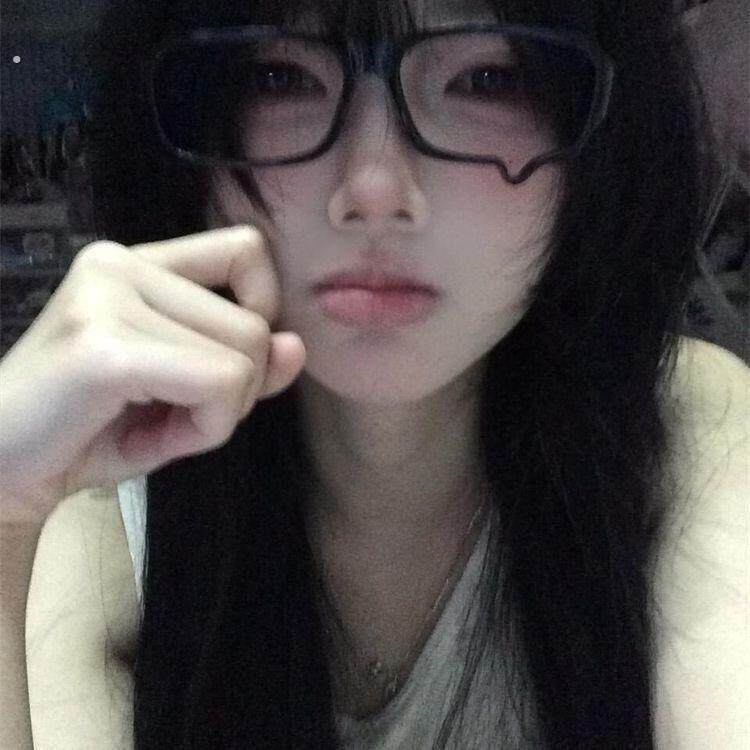 流泪眼镜框可爱日系哭哭眼镜无镜片滴泪眼镜架高级感镜架素颜神器