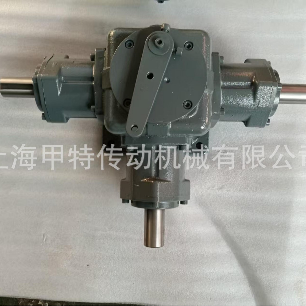 换档换向T型转向箱 十字直角转向器农机螺旋锥换向器齿轮箱