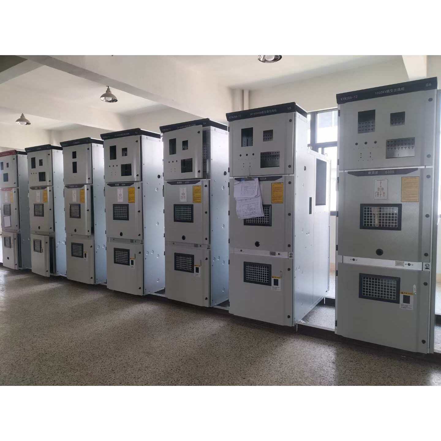 10千伏高低压柜体高压柜壳体KYN8-12 成套开关柜体