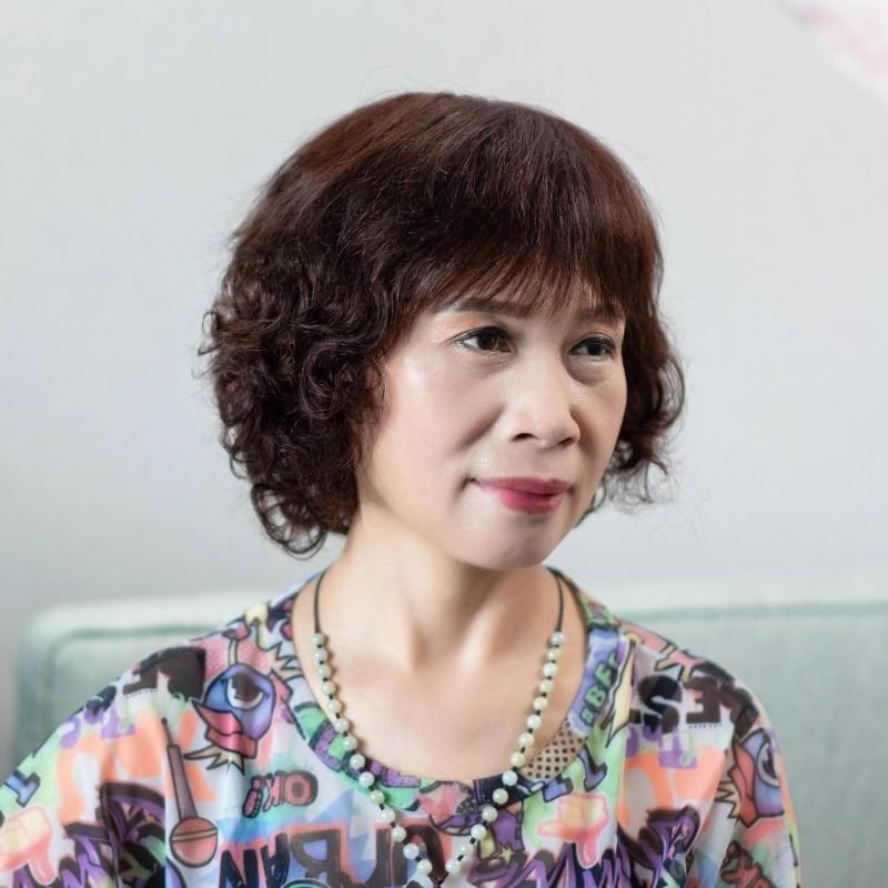 假发真发全真人发时尚洋气烫卷短发中年妈妈光头全头套透气真头发