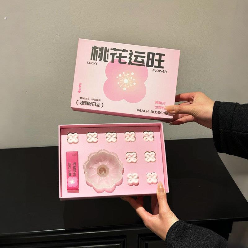 生日礼物女生小众高级感香薰礼盒情人节送女友实用套装摆件送闺蜜