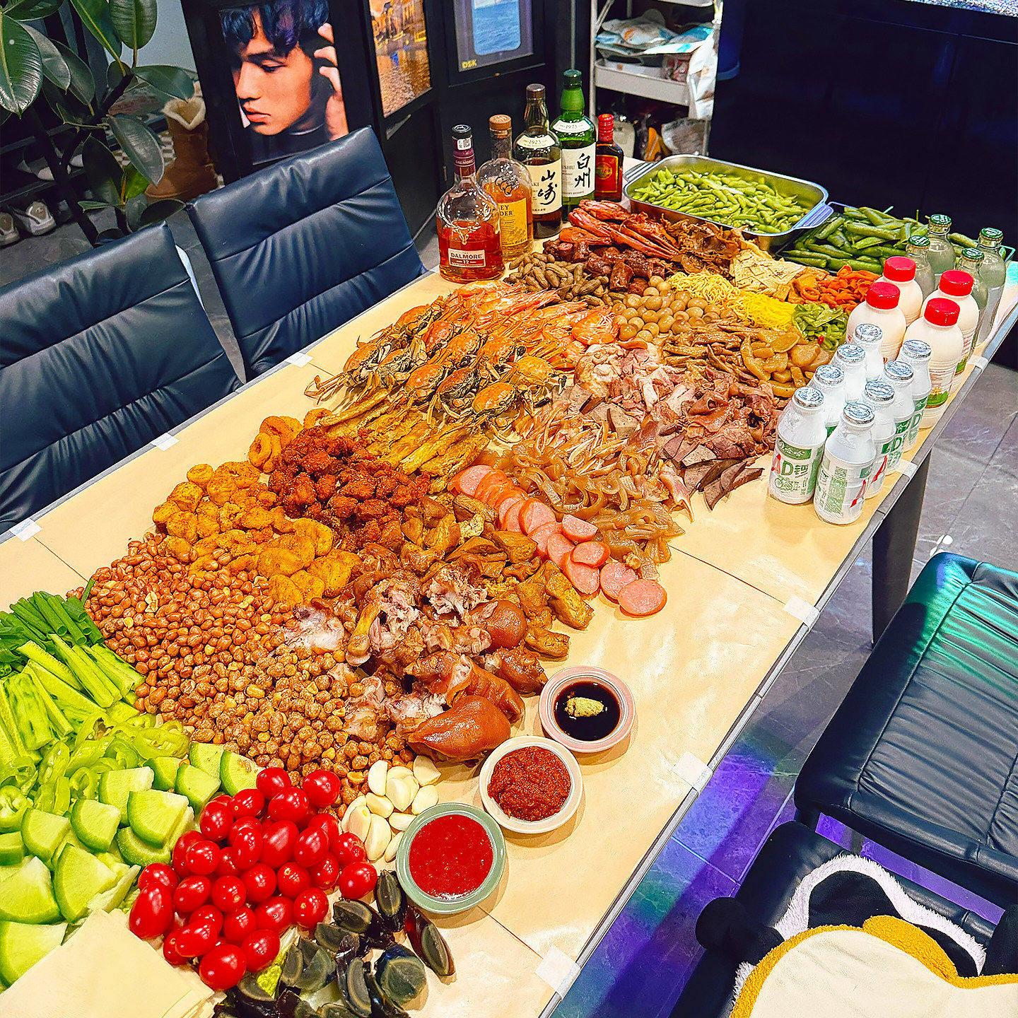 聚会牛皮纸烘焙锡纸食物专用一次性桌布吸油隔油海鲜烧烤懒人神器