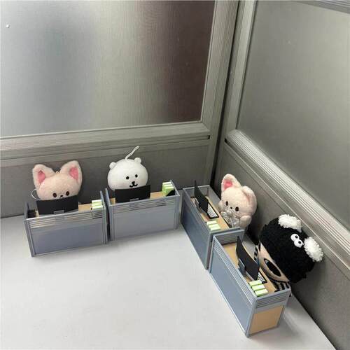 电脑桌摆件牛马模型工位布置装饰品桌面摆件创意礼物送女朋友闺蜜