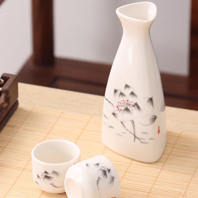 白酒杯陶瓷酒具套装清酒杯荷韵三角酒壶白酒杯套装一壶六杯