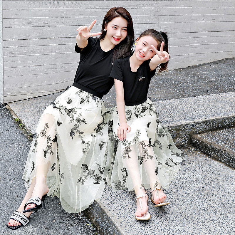 特别的亲子装2023夏季新款母女装套装洋气时尚宽松两件套连衣裙潮