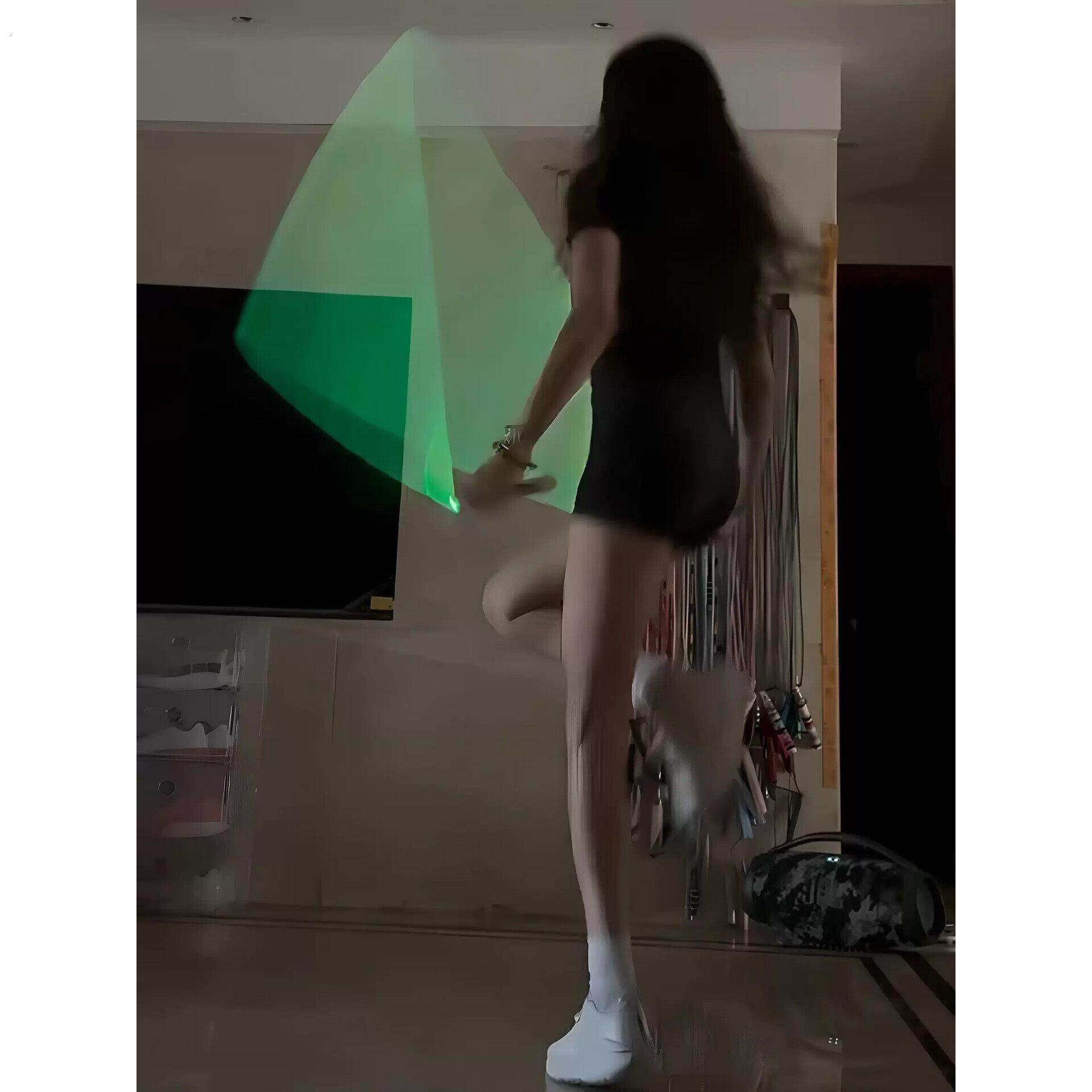 发光跳绳创意炫彩夜光跳绳女生户外运动体能训练专用器材