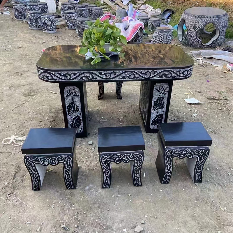 青石仿古石桌石凳户外庭院花园家用休闲石圆桌天然桌椅别墅摆件