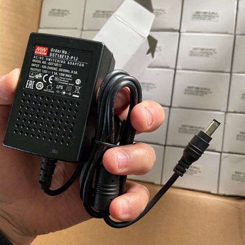 台湾明纬电源适配器GST18E12-P1J 18W12V1.5A 企业级欧规能效VI级