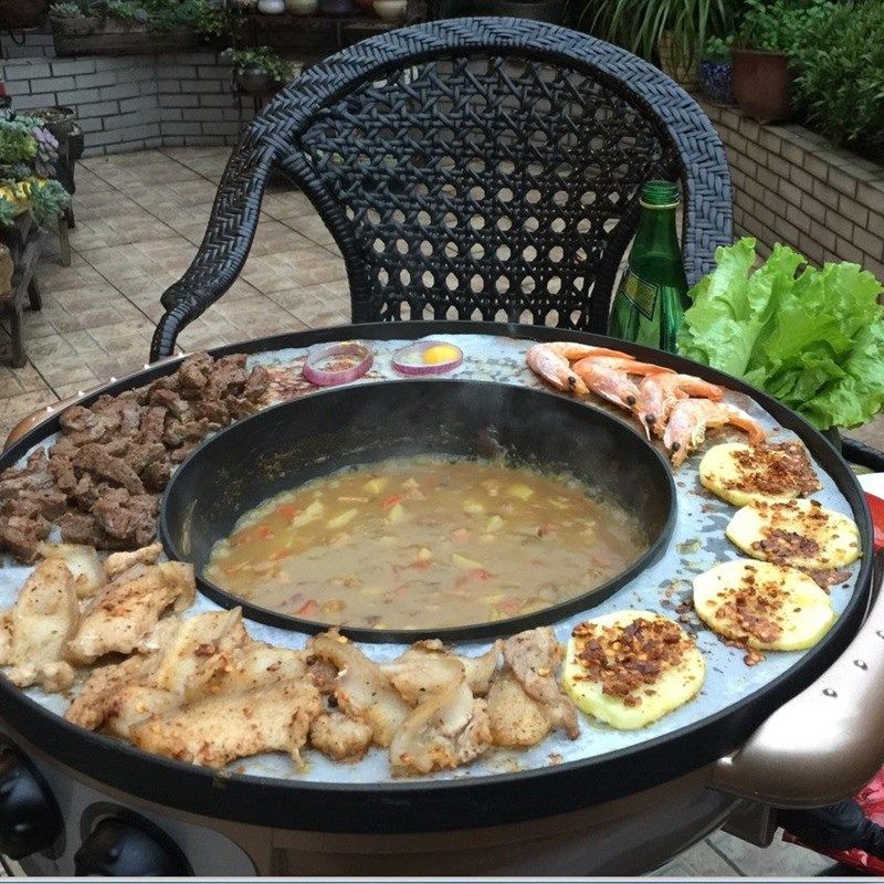 大号电烧烤炉家用电烤盘无烟不粘烤肉机多功能涮烤一体锅鸳鸯火锅
