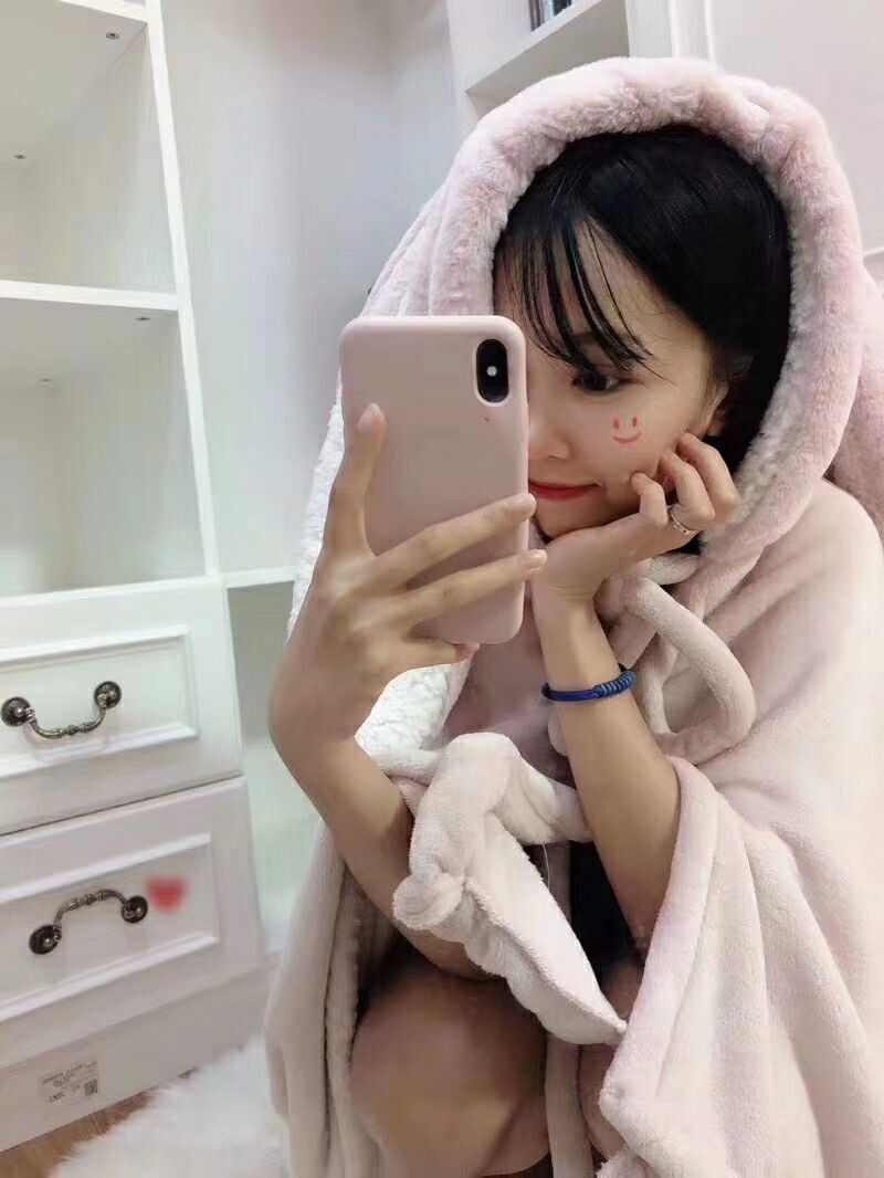 长耳朵兔子秋冬季可爱保暖懒人毛绒毯子珊瑚绒斗篷午休毯披风睡衣