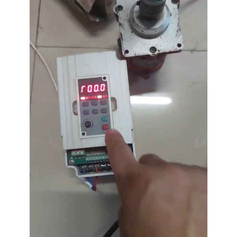 议价三相1.5KW变频器,实物实拍,实价160看上的拍下