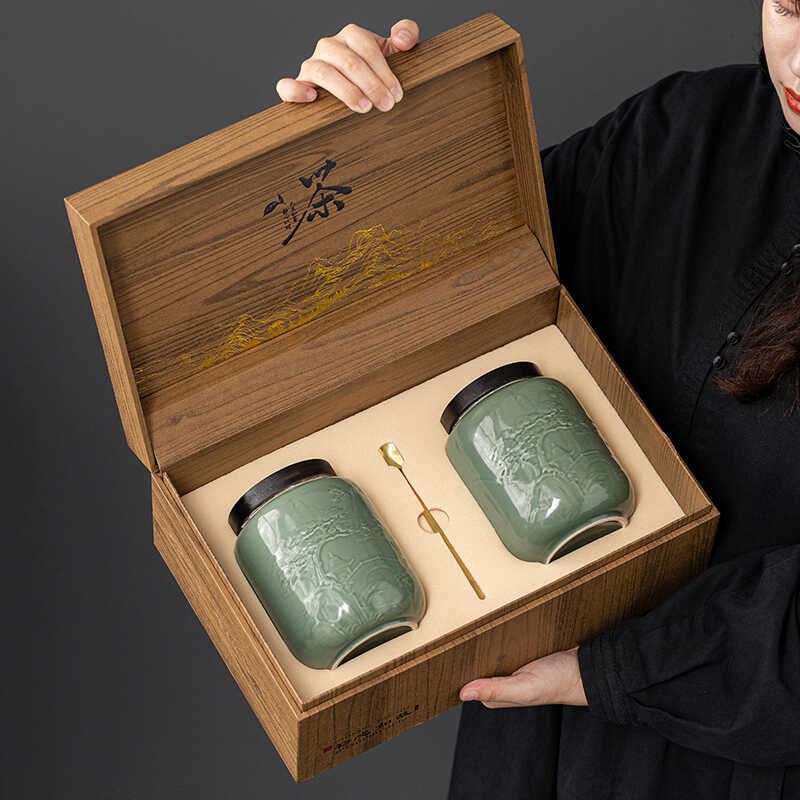 新款青瓷茶叶罐密封防潮高档礼盒空盒花茶绿茶陶瓷储茶罐定制logo