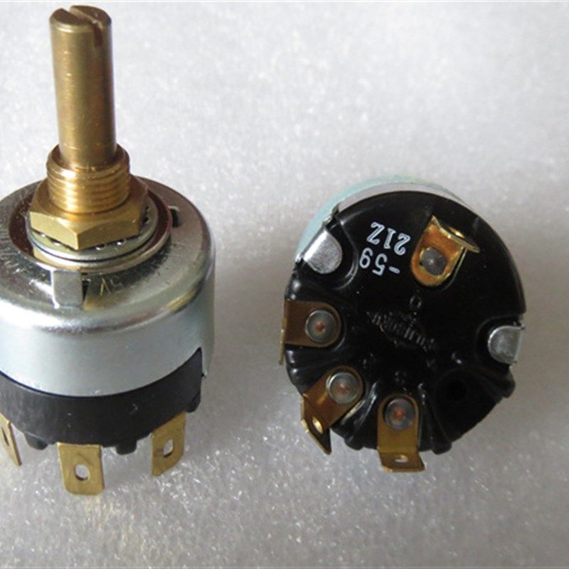 SRF-113进口日本FUJISOKU旋转电源开关4脚3档波段开关圆柄3A250V