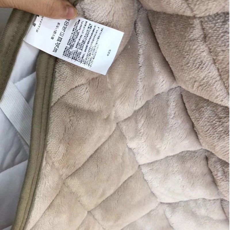 出口吸湿发热防干燥法兰绒床垫无电保暖床褥子防滑垫被保暖床垫