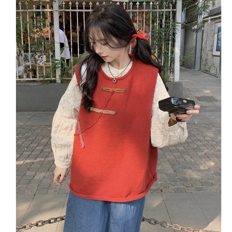 大码女装2024早秋胖mm复古设计感盘扣针织马甲宽松提花衬衫两件套