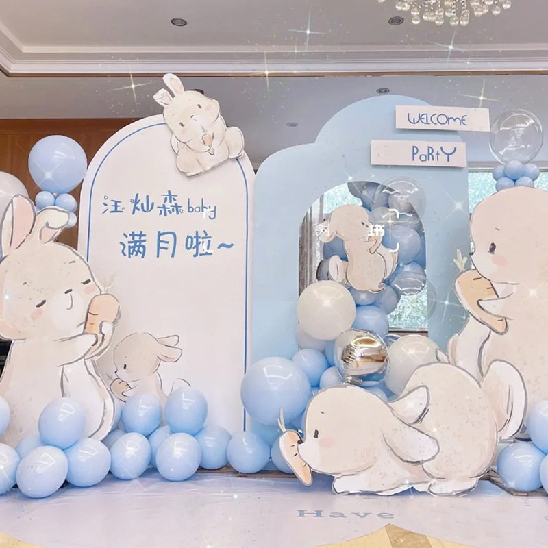 兔宝宝满月百天百岁宴生日布置男女孩场景气球装饰酒店kt板背景墙