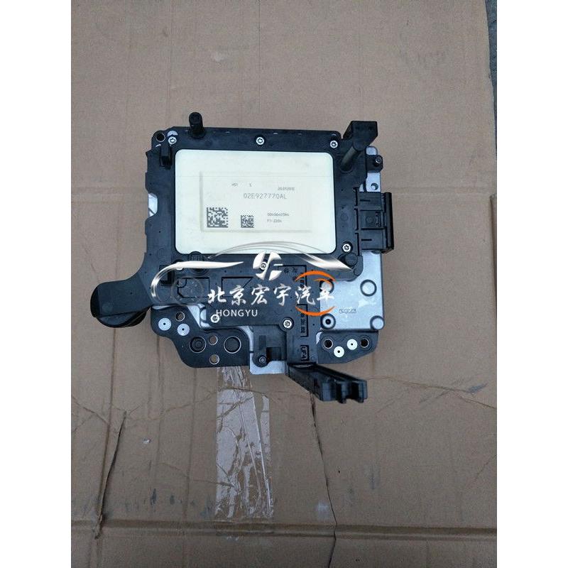 适用于大众迈腾新帕萨朗逸途观GTICC自动档阀体电脑0AM02E阀体