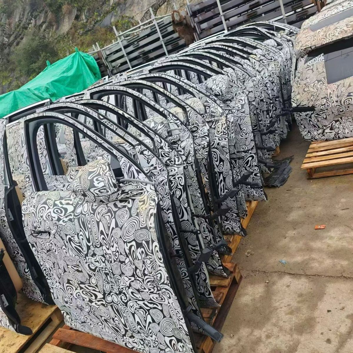 适用于问界M7M8M9全系汽车配件前嘴机盖叶子板车门底盘驱动电机