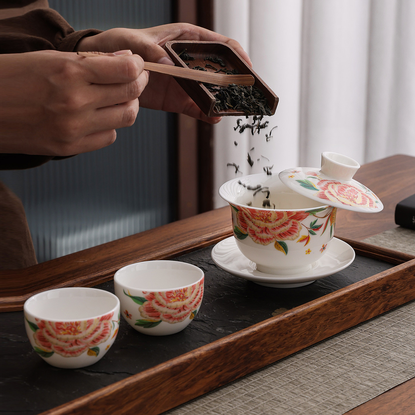 手绘大号三才盖碗羊脂玉白瓷单个泡茶碗陶瓷功夫茶具茶杯套装