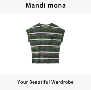 Mandi mona / 【甜飒交响】 条纹简约爱心刺绣上衣MM623J333