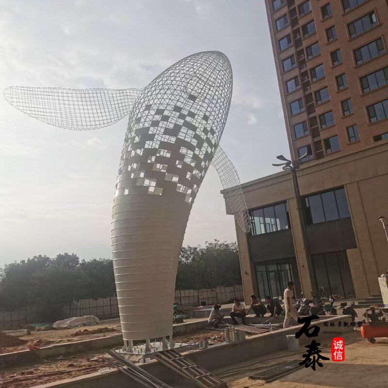 不锈钢海豚雕塑金属艺术镂空发光海豚鲸鱼造型户外广场大型装饰