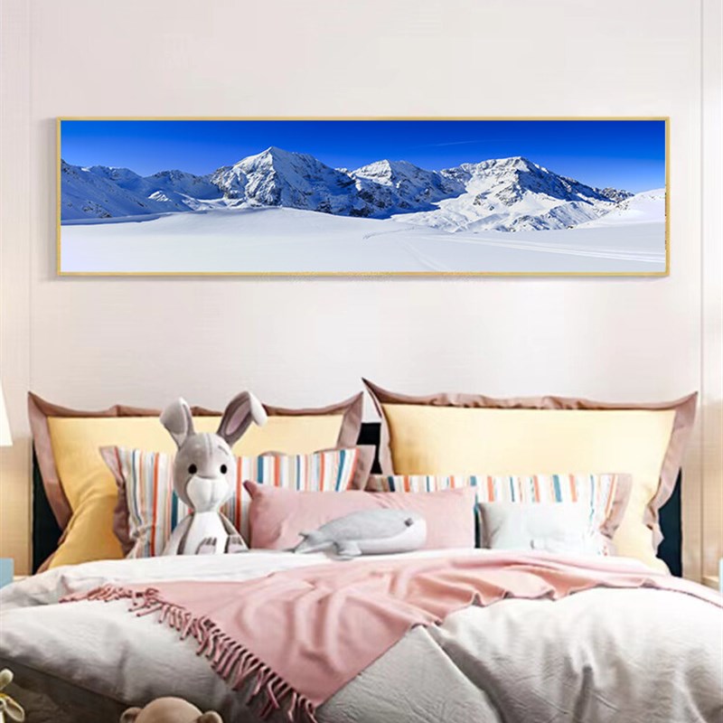 雪山客厅沙发背景墙装饰画长旗床头挂画雪山超大山水画高清画