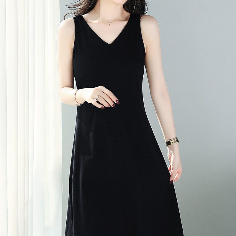 黑色打底连衣裙女春秋季2024新款无袖显瘦背心内搭吊带长款裙子