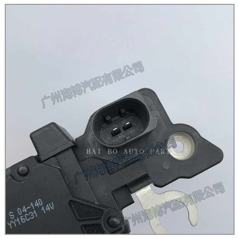 适配奔驰145698/144150/235809/20006/IB6150汽车发电机调节器12V
